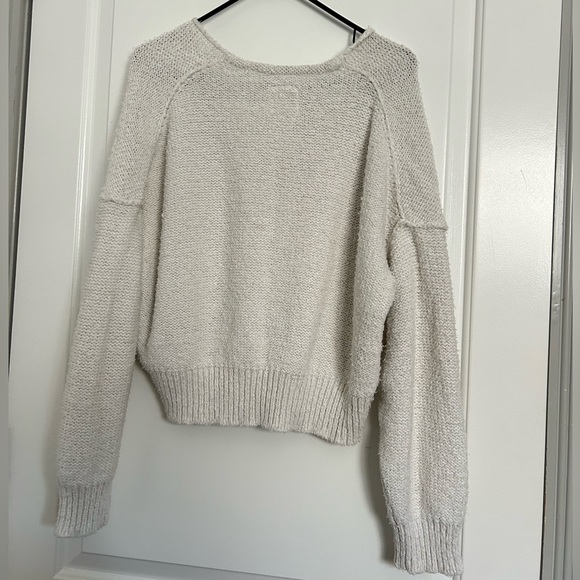 We The Free Cream V-Neck Chunky Knit Sweater size medium relaxed boho laggenlook - Picture 2 of 9